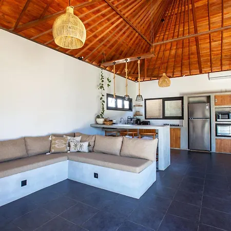 Sea La Vie Bingin Villa